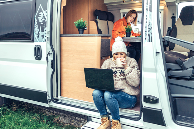 Cloud-Telefonanlage auch bei Mobile Work oder Work and Travel im Campingwagen nutzen
