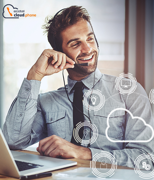 Das Foto zeigt einen engagierten ecotel Mitarbeiter beim telefonischen Support eines cloud.phone Kunden. Unser technischer Kundenberater unterstützt die Einrichtung der ersten Schritte mit cloud.phone
